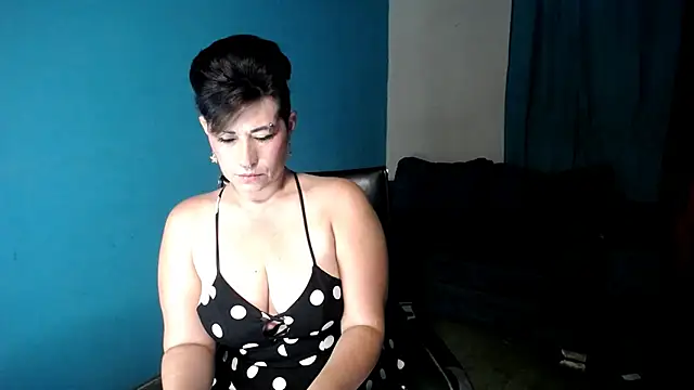 Sunny rayz  online show from 07/02/26, 10:32