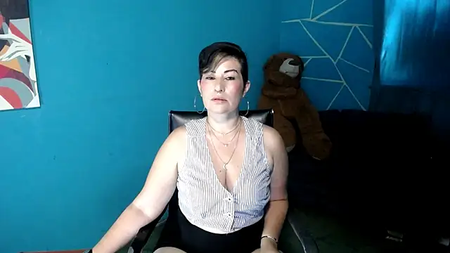Sunny rayz  online show from 07/21/26, 05:59