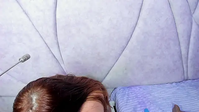 Snapshot of HornySlut69_ chatting on 06/19/26, 07:39 HornySlut69 online show from 06/19/26, 07:39
