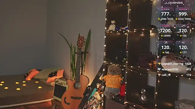 bananya kitty online show from 12/10/24, 01:33