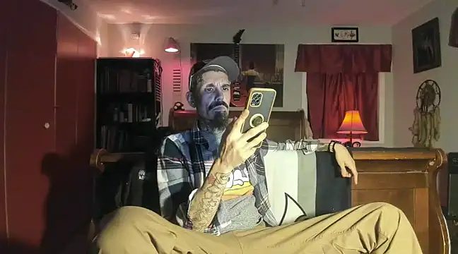 RoosterWabbit online show from 01/15/25, 06:54