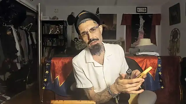 RoosterWabbit online show from 03/08/25, 05:38