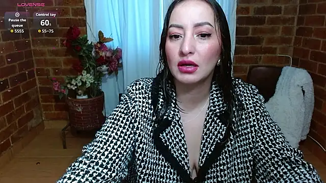 rashellroses22 online show from 03/30/26, 11:00