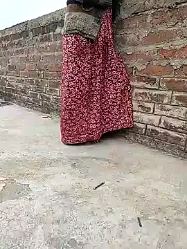 Snapshot of COUPLLE_VILLAGE chatting on 12/28/24, 06:39 COUPLLE VILLAGE online show from 12/28/24, 06:39