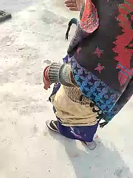 Snapshot of COUPLLE_VILLAGE chatting on 01/11/25, 03:44 COUPLLE VILLAGE online show from 01/11/25, 03:44