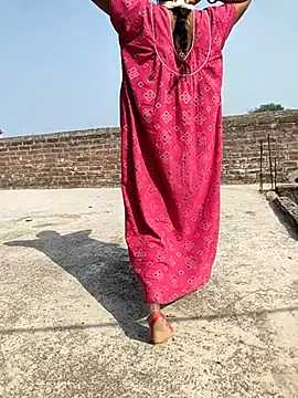 Snapshot of COUPLLE_VILLAGE chatting on 02/23/25, 04:17 COUPLLE VILLAGE online show from 02/23/25, 04:17