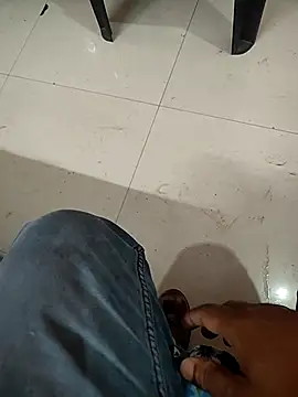 Snapshot of COUPLLE_VILLAGE chatting on 03/10/25, 03:34 COUPLLE VILLAGE online show from 03/10/25, 03:34