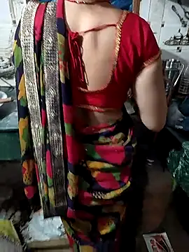 COUPLLE VILLAGE online show from 02/09/26, 08:07