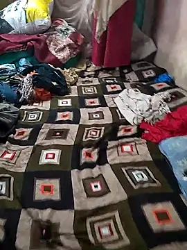 COUPLLE VILLAGE online show from 03/10/26, 03:00