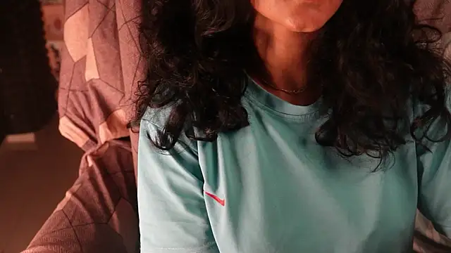 -AyeshaSinghania- online show from 09/17/25, 10:28