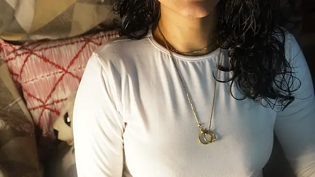 -AyeshaSinghania- online show from 10/01/25, 09:59