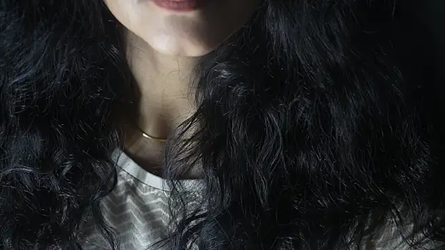 Snapshot of -AyeshaSinghania- chatting on 05/15/26, 09:05 -AyeshaSinghania- online show from 05/15/26, 09:05