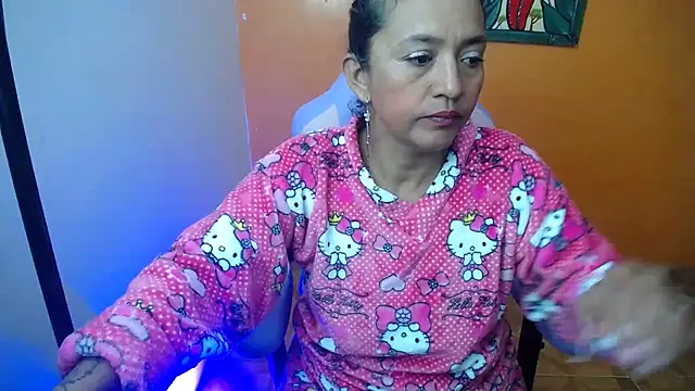 daleska ayala 1 online show from 01/21/25, 11:24