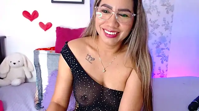 Snapshot of vanessa_cute1 chatting on 05/08/26, 05:18 vanessa cute1 online show from 05/08/26, 05:18