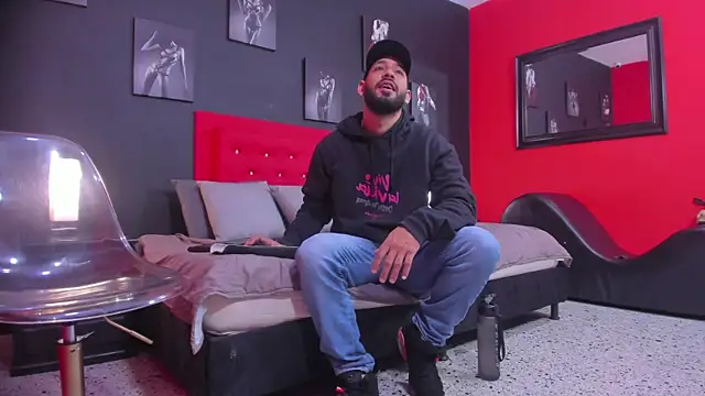 Thiagogomez online show from 11/24/25, 12:38