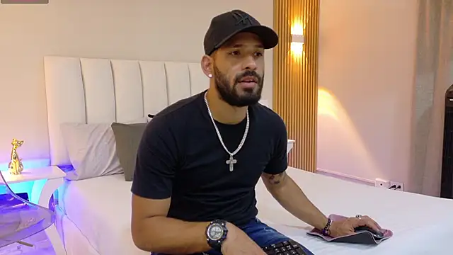 Thiagogomez online show from 02/23/26, 07:11