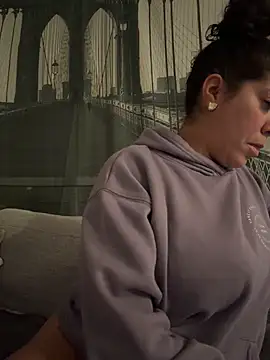 Bigbuttbrooklynn online show from 04/07/26, 06:03