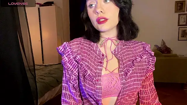 Snapshot of sunshine_lina chatting on 12/07/24, 07:54 sunshine lina online show from 12/07/24, 07:54