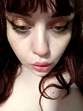 Snapshot of persefone97 chatting on 03/03/25, 09:15 persefone97 online show from 03/03/25, 09:15