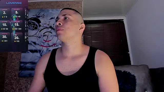 Snapshot of JUANDIAMONDS98 chatting on 12/14/24, 01:05 JUANDIAMONDS98 online show from 12/14/24, 01:05
