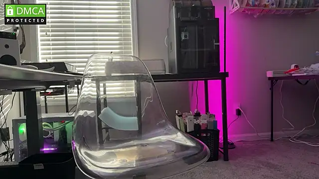 Cosmic Rose online show from 12/15/25, 02:32