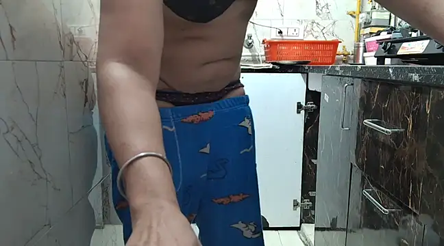 bhabhisexxy 880 online show from 02/14/25, 01:45