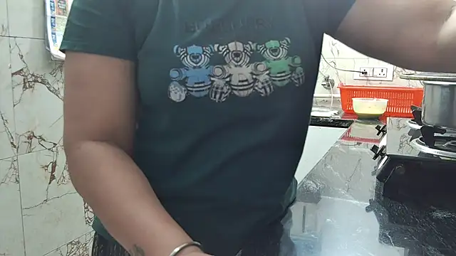 bhabhisexxy 880 online show from 05/25/26, 03:12