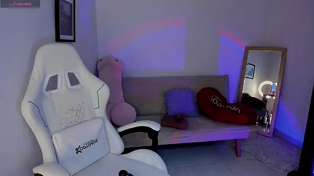 sweet pink  online show from 04/18/26, 01:04