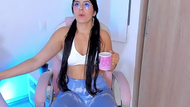 AnastaciaBlake online show from 10/17/25, 11:29