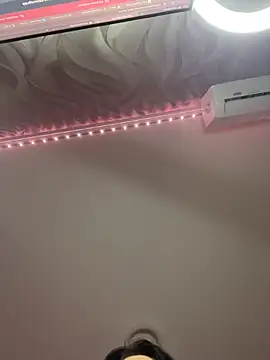 angel devil forever online show from 04/11/26, 10:36