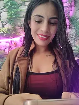 Snapshot of Astrid-- chatting on 06/18/26, 03:16 Astrid-- online show from 06/18/26, 03:16
