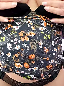 Snapshot of MarleneBloem chatting on 03/14/25, 11:23 MarleneBloem online show from 03/14/25, 11:23