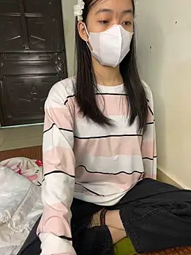 DA-EUN online show from 12/23/24, 01:29