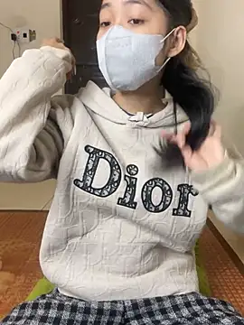 DA-EUN online show from 01/13/25, 08:58