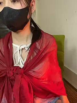 DA-EUN online show from 01/17/25, 02:18