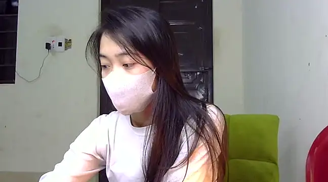 DA-EUN online show from 02/24/25, 03:12