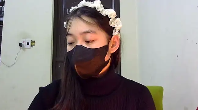 DA-EUN online show from 02/25/25, 04:24