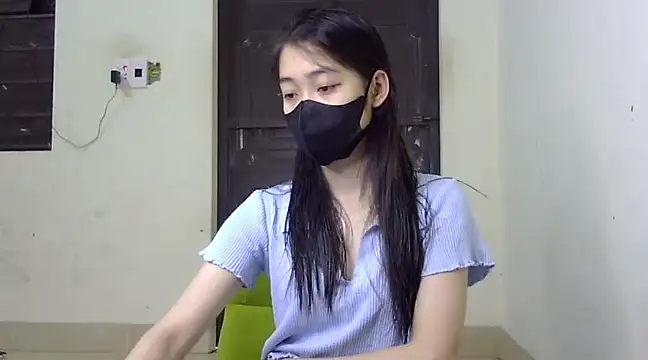 DA-EUN online show from 03/03/25, 08:38