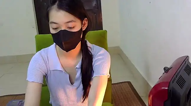 DA-EUN online show from 03/13/25, 03:33