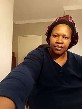 bustylisa1983 online show from 03/03/25, 07:06