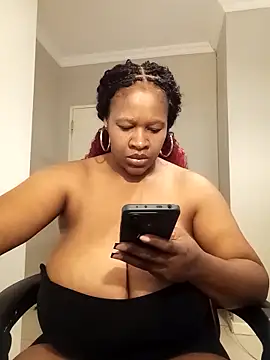 bustylisa1983 online show from 04/08/26, 06:24