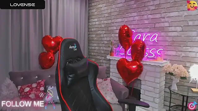 SarahCoksss online show from 02/16/25, 03:58