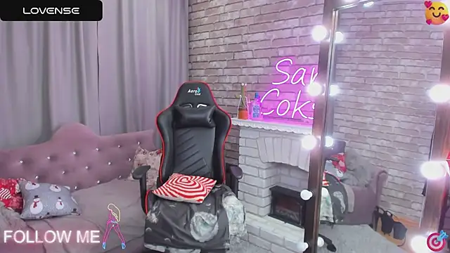 SarahCoksss online show from 03/11/25, 12:11