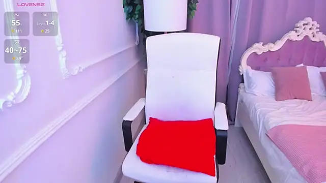 Lily Marlin online show from 03/06/25, 04:08