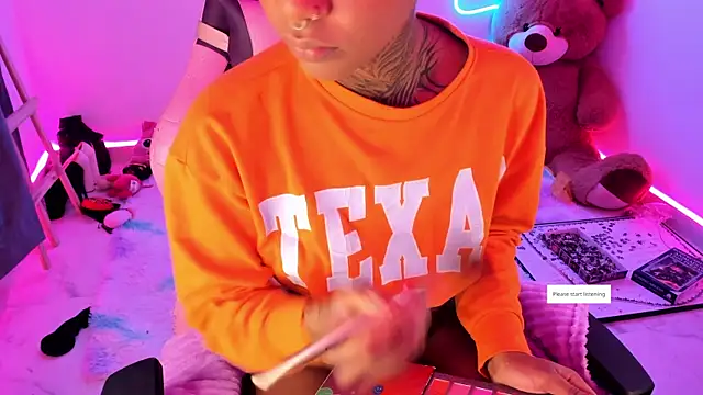 Snapshot of AshantiiSweet chatting on 03/21/25, 11:34 AshantiiSweet online show from 03/21/25, 11:34