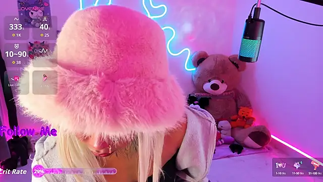 Snapshot of AshantiiSweet chatting on 10/12/25, 11:37 AshantiiSweet online show from 10/12/25, 11:37