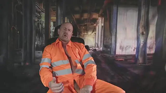 ManlyPrisonGuy online show from 04/05/26, 02:25