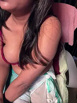 sexy-simmy online show from 04/16/26, 06:41