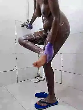 CurvyGlass online show from 01/14/25, 09:51