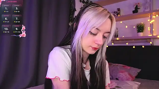 TristaRoht online show from 04/11/26, 03:05